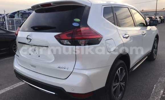 Acheter Occasion Voiture Nissan X–Trail Blanc à Beitbridge, Matabeleland South Acheter Occasion Voiture Nissan X–Trail Blanc à Beitbridge, Matabeleland South