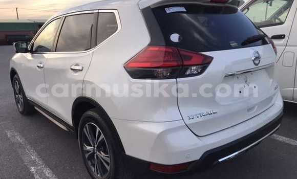 Acheter Occasion Voiture Nissan X–Trail Blanc à Beitbridge, Matabeleland South Acheter Occasion Voiture Nissan X–Trail Blanc à Beitbridge, Matabeleland South