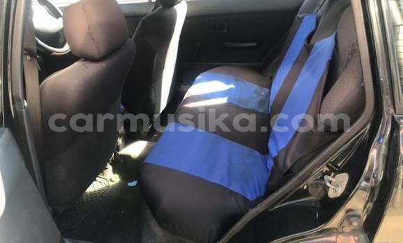 Acheter Occasion Voiture Toyota Sprinter Noir à Beitbridge, Matabeleland South Acheter Occasion Voiture Toyota Sprinter Noir à Beitbridge, Matabeleland South