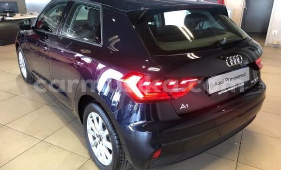 Nunua Ilio tumika Audi A1 Nyeusi Gari ndani ya Beitbridge nchini Matabeleland Kusini Nunua Ilio tumika Audi A1 Nyeusi Gari ndani ya Beitbridge nchini Matabeleland Kusini