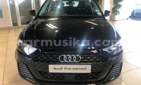 Nunua Ilio tumika Audi A1 Nyeusi Gari ndani ya Beitbridge nchini Matabeleland Kusini Nunua Ilio tumika Audi A1 Nyeusi Gari ndani ya Beitbridge nchini Matabeleland Kusini