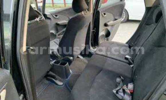 Buy Used Honda Fit Black Car in Beitbridge in Matabeleland South Buy Used Honda Fit Black Car in Beitbridge in Matabeleland South