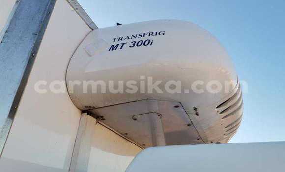 Acheter Occasion Utilitaire Mitsubishi Fuso Blanc à Beitbridge, Matabeleland South Acheter Occasion Utilitaire Mitsubishi Fuso Blanc à Beitbridge, Matabeleland South