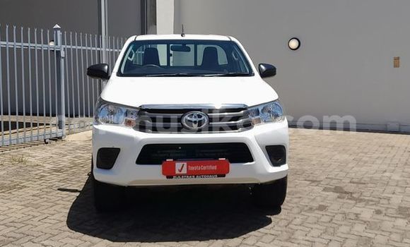 Acheter Occasion Voiture Toyota Hilux Blanc à Beitbridge, Matabeleland South Acheter Occasion Voiture Toyota Hilux Blanc à Beitbridge, Matabeleland South