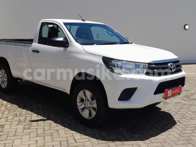 Big with watermark toyota hilux matabeleland south beitbridge 26058