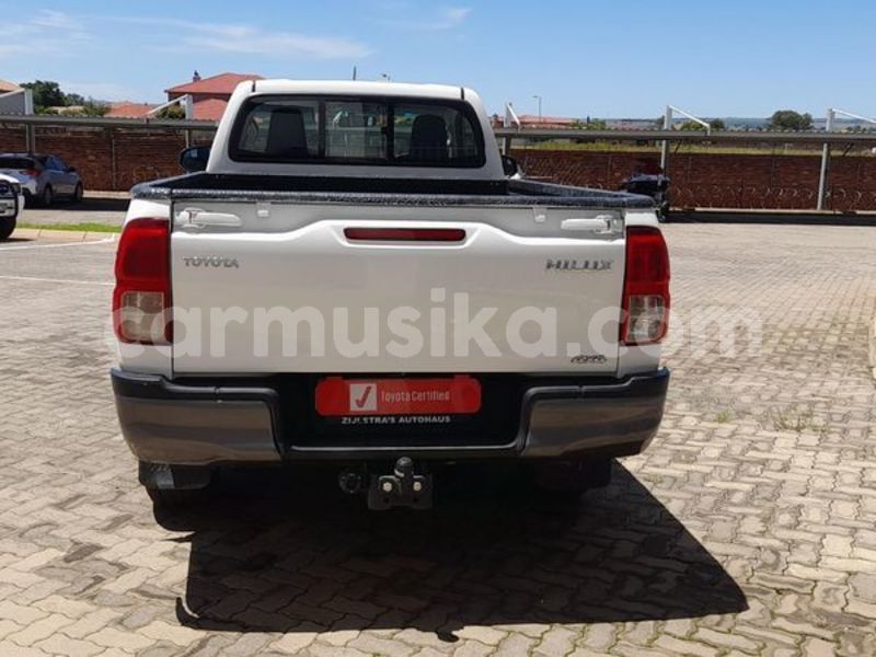 Big with watermark toyota hilux matabeleland south beitbridge 26058