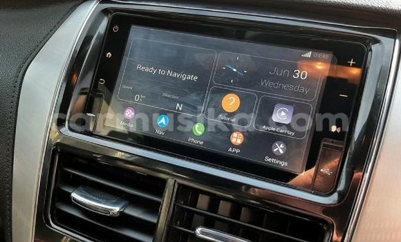 Acheter Occasion Voiture Toyota Yaris Gris à Beitbridge, Matabeleland South Acheter Occasion Voiture Toyota Yaris Gris à Beitbridge, Matabeleland South