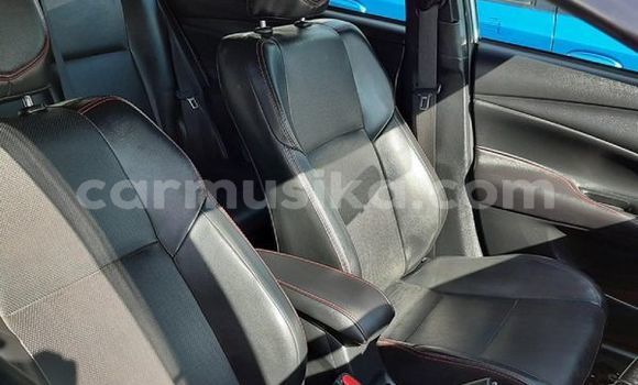 Acheter Occasion Voiture Toyota Yaris Gris à Beitbridge, Matabeleland South Acheter Occasion Voiture Toyota Yaris Gris à Beitbridge, Matabeleland South