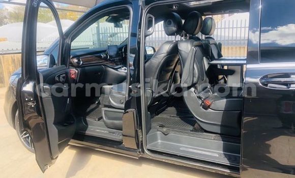 Acheter Occasion Utilitaire Mercedes‒Benz Vito Noir à Beitbridge, Matabeleland South Acheter Occasion Utilitaire Mercedes‒Benz Vito Noir à Beitbridge, Matabeleland South