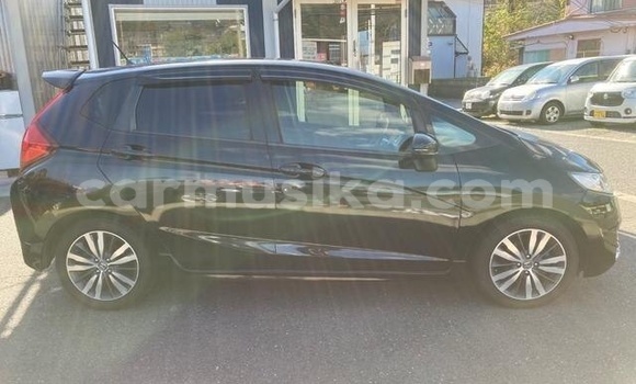Buy Used Honda Fit Black Car in Beitbridge in Matabeleland South Buy Used Honda Fit Black Car in Beitbridge in Matabeleland South