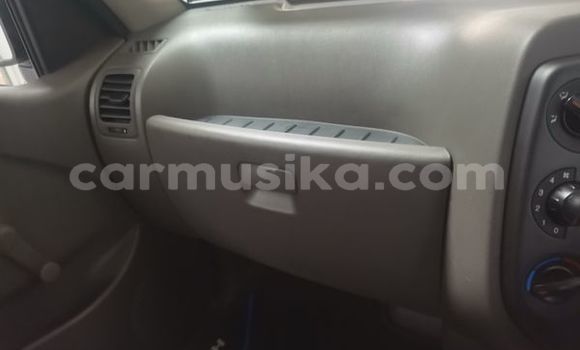 Buy Used Hyundai H200 White Truck in Beitbridge in Matabeleland South Buy Used Hyundai H200 White Truck in Beitbridge in Matabeleland South