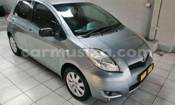 Nunua Ilio tumika Toyota Yaris Fedha Gari ndani ya Beitbridge nchini Matabeleland Kusini