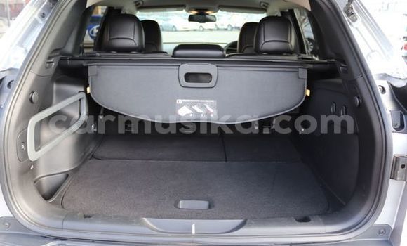 Nunua Ilio tumika Jeep Cherokee Fedha Gari ndani ya Beitbridge nchini Matabeleland Kusini Nunua Ilio tumika Jeep Cherokee Fedha Gari ndani ya Beitbridge nchini Matabeleland Kusini