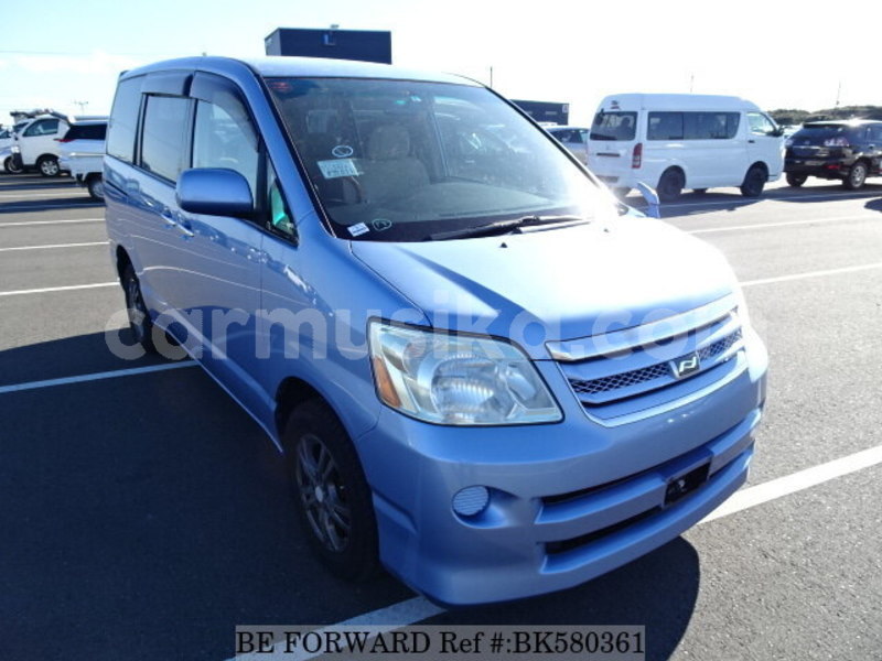 Big with watermark toyota noah matabeleland south beitbridge 26082