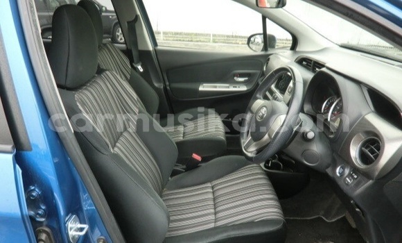 Buy Used Toyota Vitz Blue Car in Beitbridge in Matabeleland South Buy Used Toyota Vitz Blue Car in Beitbridge in Matabeleland South