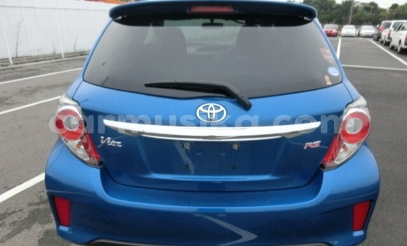 Buy Used Toyota Vitz Blue Car in Beitbridge in Matabeleland South Buy Used Toyota Vitz Blue Car in Beitbridge in Matabeleland South