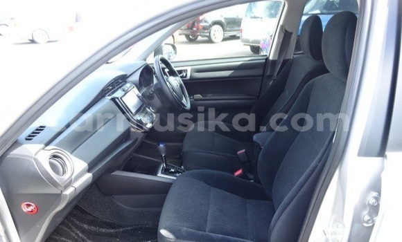 Nunua Ilio tumika Toyota Axio Fedha Gari ndani ya Beitbridge nchini Matabeleland Kusini Nunua Ilio tumika Toyota Axio Fedha Gari ndani ya Beitbridge nchini Matabeleland Kusini