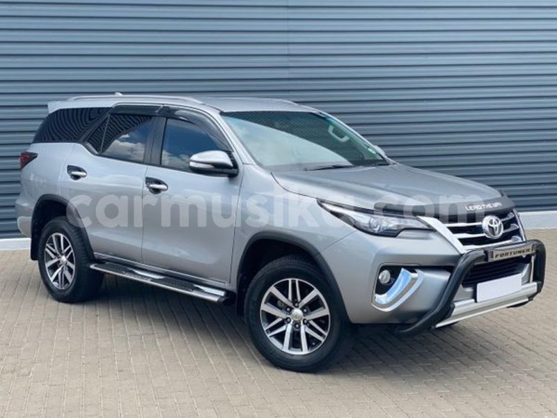 Big with watermark toyota fortuner matabeleland south beitbridge 26088