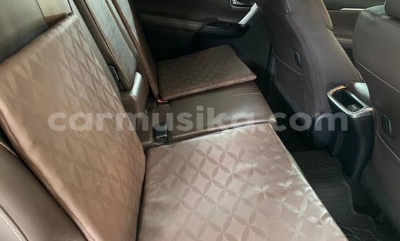 Buy Used Toyota Fortuner Silver Car in Beitbridge in Matabeleland South Buy Used Toyota Fortuner Silver Car in Beitbridge in Matabeleland South