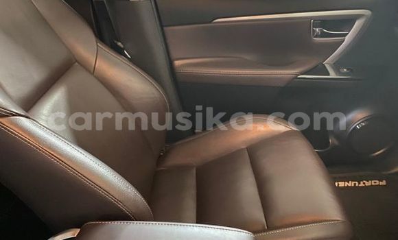 Buy Used Toyota Fortuner Silver Car in Beitbridge in Matabeleland South Buy Used Toyota Fortuner Silver Car in Beitbridge in Matabeleland South