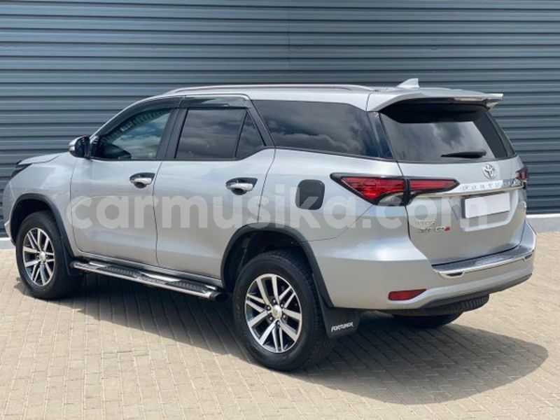 Big with watermark toyota fortuner matabeleland south beitbridge 26088