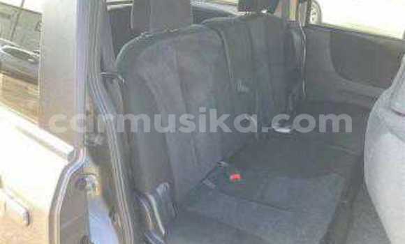 Acheter Occasion Voiture Nissan Lafesta Gris à Beitbridge, Matabeleland South Acheter Occasion Voiture Nissan Lafesta Gris à Beitbridge, Matabeleland South