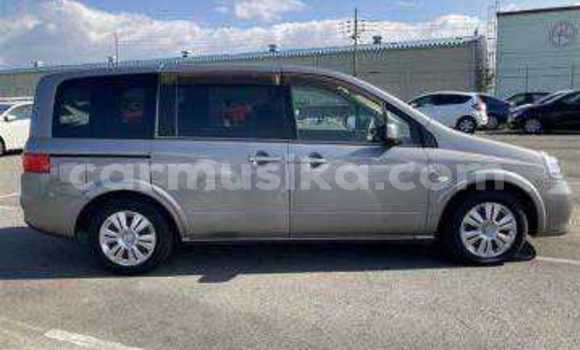 Acheter Occasion Voiture Nissan Lafesta Gris à Beitbridge, Matabeleland South Acheter Occasion Voiture Nissan Lafesta Gris à Beitbridge, Matabeleland South