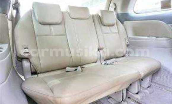 Tenga Tsaru Toyota Estima Chena Mota in Beitbridge in Matabeleland South Tenga Tsaru Toyota Estima Chena Mota in Beitbridge in Matabeleland South