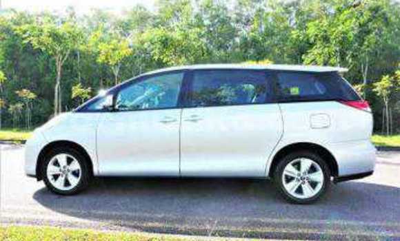 Tenga Tsaru Toyota Estima Chena Mota in Beitbridge in Matabeleland South Tenga Tsaru Toyota Estima Chena Mota in Beitbridge in Matabeleland South