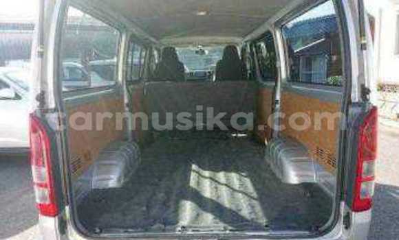 Tenga Tsaru Toyota Hiace Chena Mota in Beitbridge in Matabeleland South Tenga Tsaru Toyota Hiace Chena Mota in Beitbridge in Matabeleland South