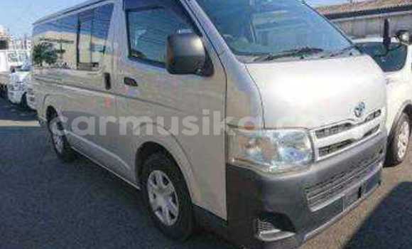 Tenga Tsaru Toyota Hiace Chena Mota in Beitbridge in Matabeleland South Tenga Tsaru Toyota Hiace Chena Mota in Beitbridge in Matabeleland South