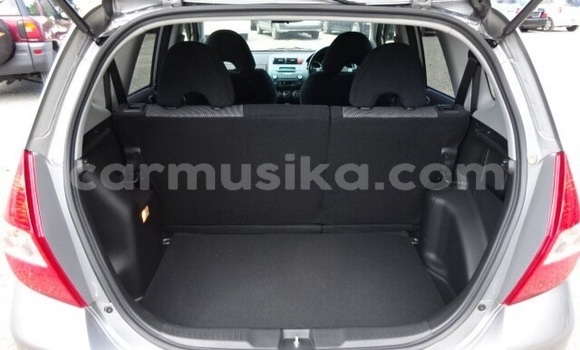 Tenga Tsaru Honda Fit Sirivha Mota in Beitbridge in Matabeleland South Tenga Tsaru Honda Fit Sirivha Mota in Beitbridge in Matabeleland South