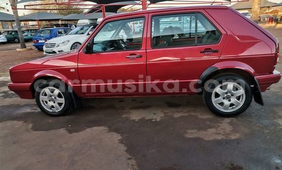 Tenga Tsaru Volkswagen Golf Tsvuku Mota in Beitbridge in Matabeleland South Tenga Tsaru Volkswagen Golf Tsvuku Mota in Beitbridge in Matabeleland South