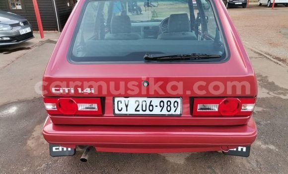 Tenga Tsaru Volkswagen Golf Tsvuku Mota in Beitbridge in Matabeleland South Tenga Tsaru Volkswagen Golf Tsvuku Mota in Beitbridge in Matabeleland South