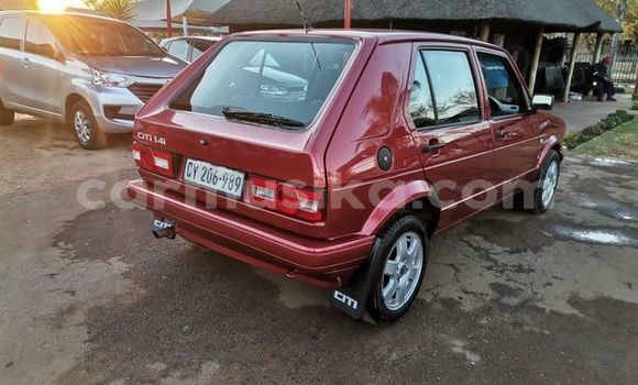 Tenga Tsaru Volkswagen Golf Tsvuku Mota in Beitbridge in Matabeleland South Tenga Tsaru Volkswagen Golf Tsvuku Mota in Beitbridge in Matabeleland South