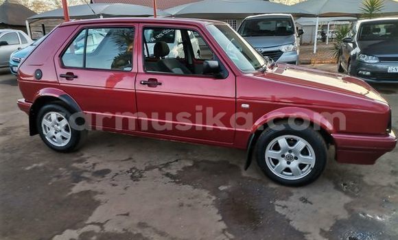 Tenga Tsaru Volkswagen Golf Tsvuku Mota in Beitbridge in Matabeleland South Tenga Tsaru Volkswagen Golf Tsvuku Mota in Beitbridge in Matabeleland South