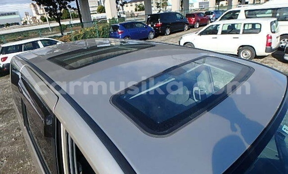 Acheter Occasion Voiture Toyota Voxy Beige à Beitbridge, Matabeleland South Acheter Occasion Voiture Toyota Voxy Beige à Beitbridge, Matabeleland South