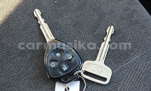 Acheter Occasion Voiture Toyota Voxy Beige à Beitbridge, Matabeleland South Acheter Occasion Voiture Toyota Voxy Beige à Beitbridge, Matabeleland South