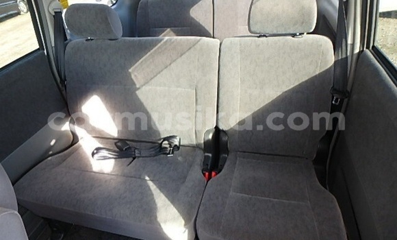 Acheter Occasion Voiture Toyota Voxy Beige à Beitbridge, Matabeleland South Acheter Occasion Voiture Toyota Voxy Beige à Beitbridge, Matabeleland South