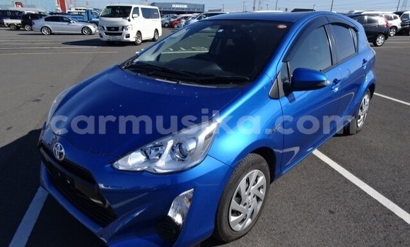 Buy Used Toyota Aqua Blue Car in Beitbridge in Matabeleland South Buy Used Toyota Aqua Blue Car in Beitbridge in Matabeleland South