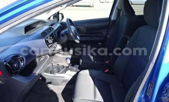 Buy Used Toyota Aqua Blue Car in Beitbridge in Matabeleland South Buy Used Toyota Aqua Blue Car in Beitbridge in Matabeleland South