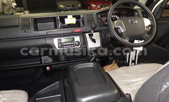 Acheter Occasion Voiture Toyota Hiace Blanc à Beitbridge, Matabeleland South Acheter Occasion Voiture Toyota Hiace Blanc à Beitbridge, Matabeleland South