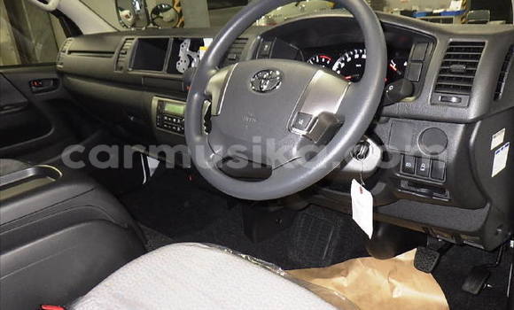 Acheter Occasion Voiture Toyota Hiace Blanc à Beitbridge, Matabeleland South Acheter Occasion Voiture Toyota Hiace Blanc à Beitbridge, Matabeleland South