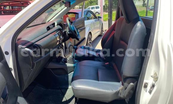 Acheter Occasion Voiture Toyota Hilux Blanc à Beitbridge, Matabeleland South Acheter Occasion Voiture Toyota Hilux Blanc à Beitbridge, Matabeleland South