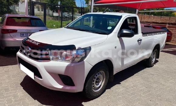 Acheter Occasion Voiture Toyota Hilux Blanc à Beitbridge, Matabeleland South Acheter Occasion Voiture Toyota Hilux Blanc à Beitbridge, Matabeleland South