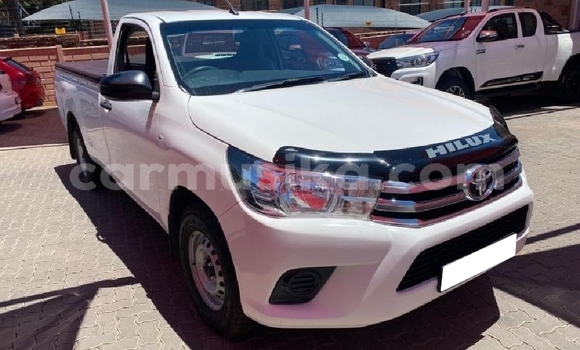 Acheter Occasion Voiture Toyota Hilux Blanc à Beitbridge, Matabeleland South Acheter Occasion Voiture Toyota Hilux Blanc à Beitbridge, Matabeleland South