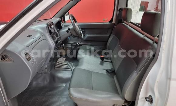 Acheter Occasion Voiture Nissan NP 300 Blanc à Beitbridge, Matabeleland South Acheter Occasion Voiture Nissan NP 300 Blanc à Beitbridge, Matabeleland South