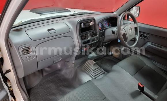 Acheter Occasion Voiture Nissan NP 300 Blanc à Beitbridge, Matabeleland South Acheter Occasion Voiture Nissan NP 300 Blanc à Beitbridge, Matabeleland South