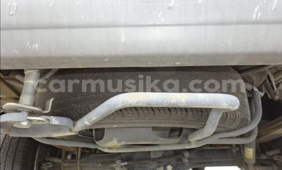 Acheter Occasion Voiture Mazda Bongo Blanc à Beitbridge, Matabeleland South Acheter Occasion Voiture Mazda Bongo Blanc à Beitbridge, Matabeleland South