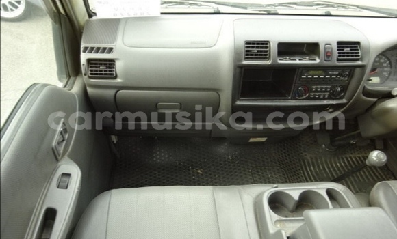 Acheter Occasion Voiture Mazda Bongo Blanc à Beitbridge, Matabeleland South Acheter Occasion Voiture Mazda Bongo Blanc à Beitbridge, Matabeleland South